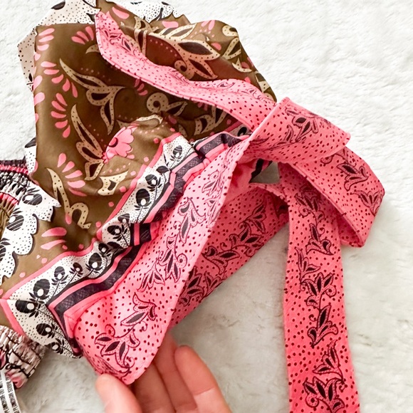 NWT- AGUA BENDITA x Anthropologie Eileen Puff Sleeve Bikini Top - Picture 5 of 12